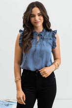 RUFFLE COLLARED FRONT TIE SLEEVELESS TOP