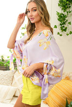 V-Neck Kimono Sleeve With Tie Floral Printed Top VT81312E