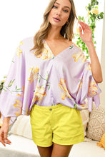 V-Neck Kimono Sleeve With Tie Floral Printed Top VT81312E