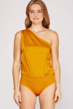 ONE SHOULDER BODYSUIT