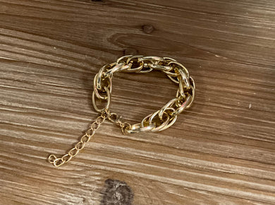 What's Hot Gold Layered Link Adjustable Bracelet