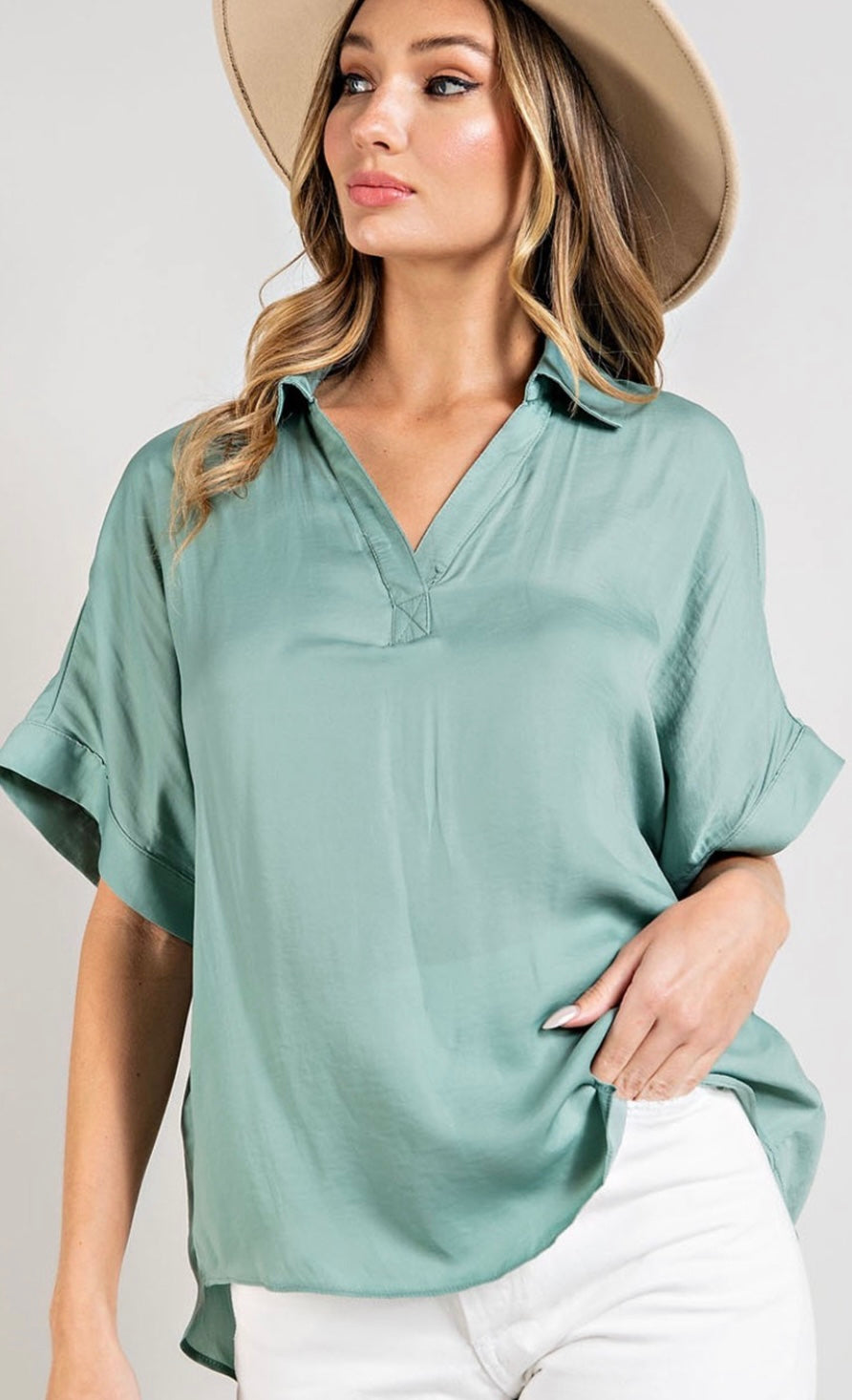 Eesome Sage Collared V Neck Short Sleeve Top